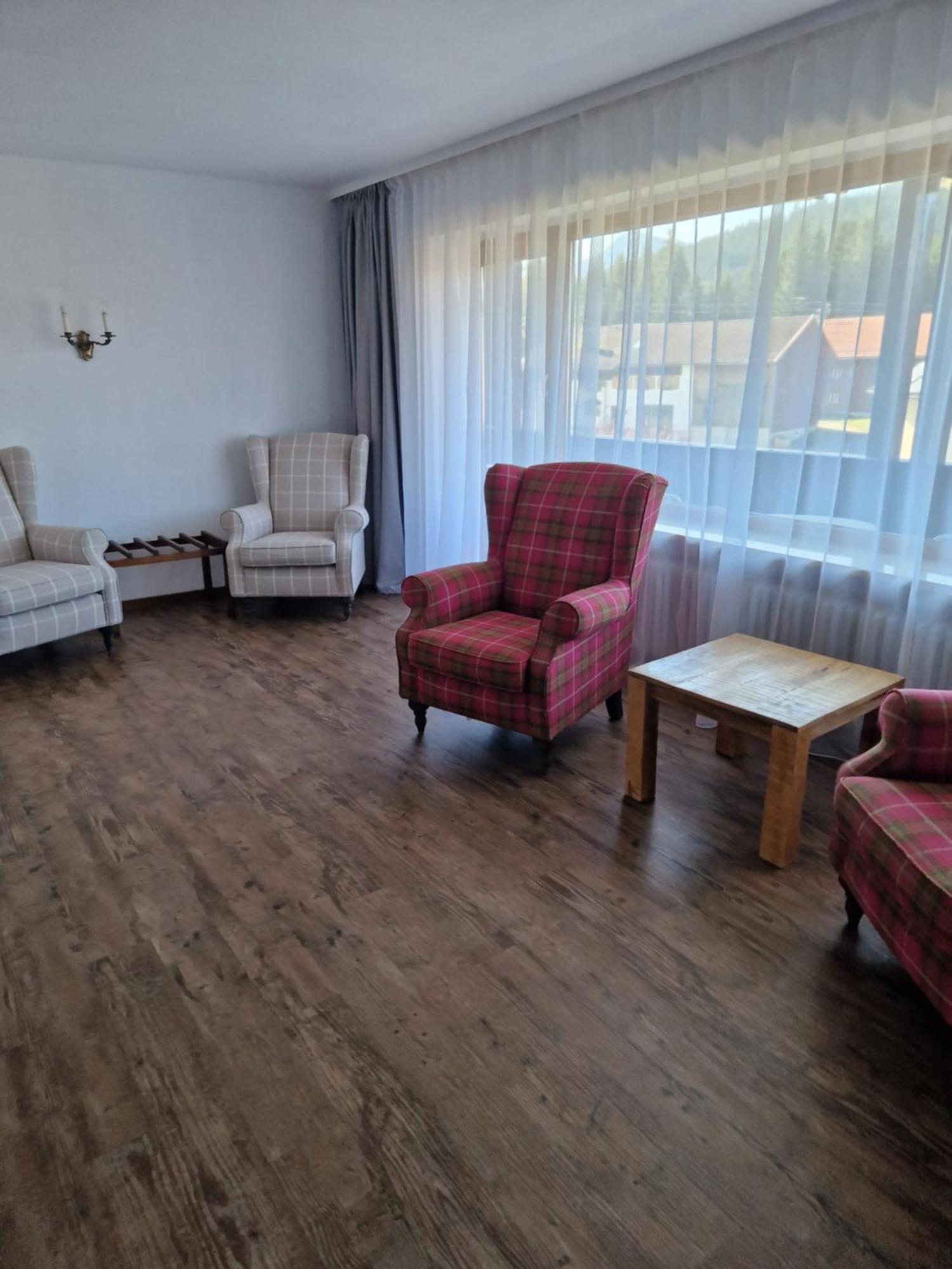 Hotel Waldhorn Юнгхольц Экстерьер фото